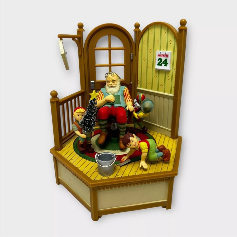 VTG 1981 Enesco "Santa's Busy Office" Animated Action Christmas Music Box Tested